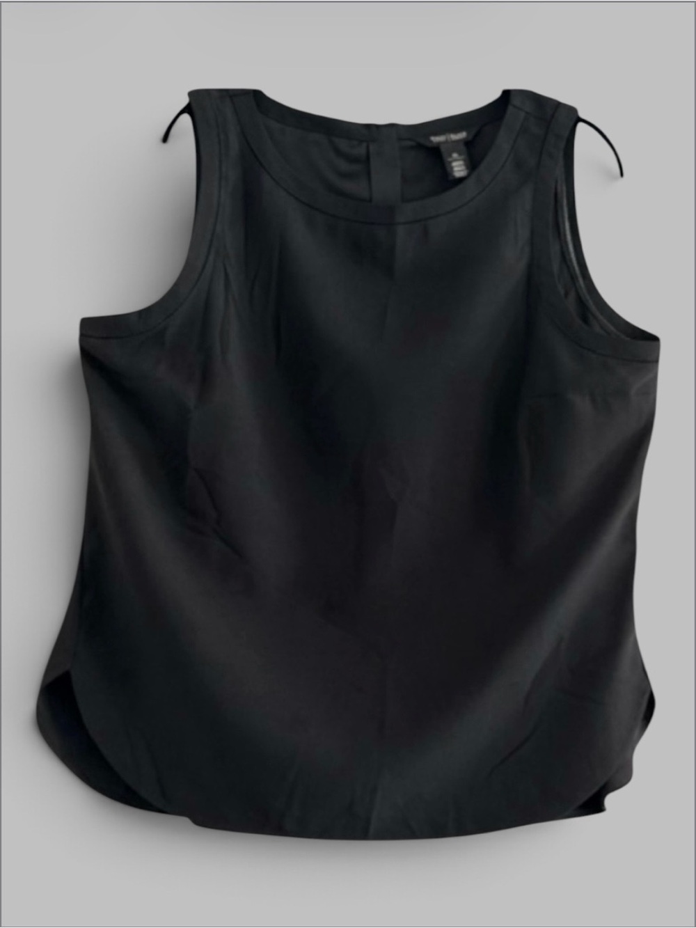 White House Black Market Black Sleeveless Crewneck Shell Back Gold Zipper XL